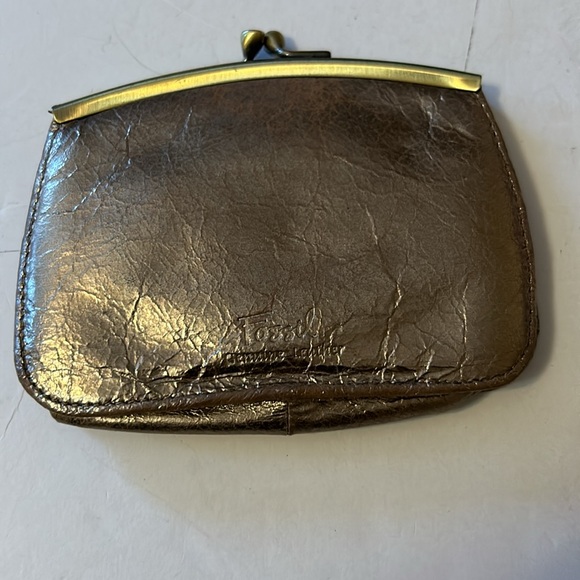 Fossil gold credit card wallet - Picture 2 of 3